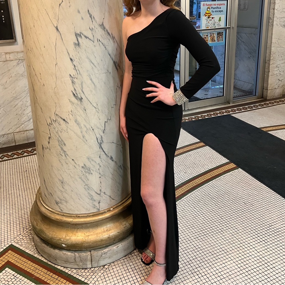 Black Prom Dress